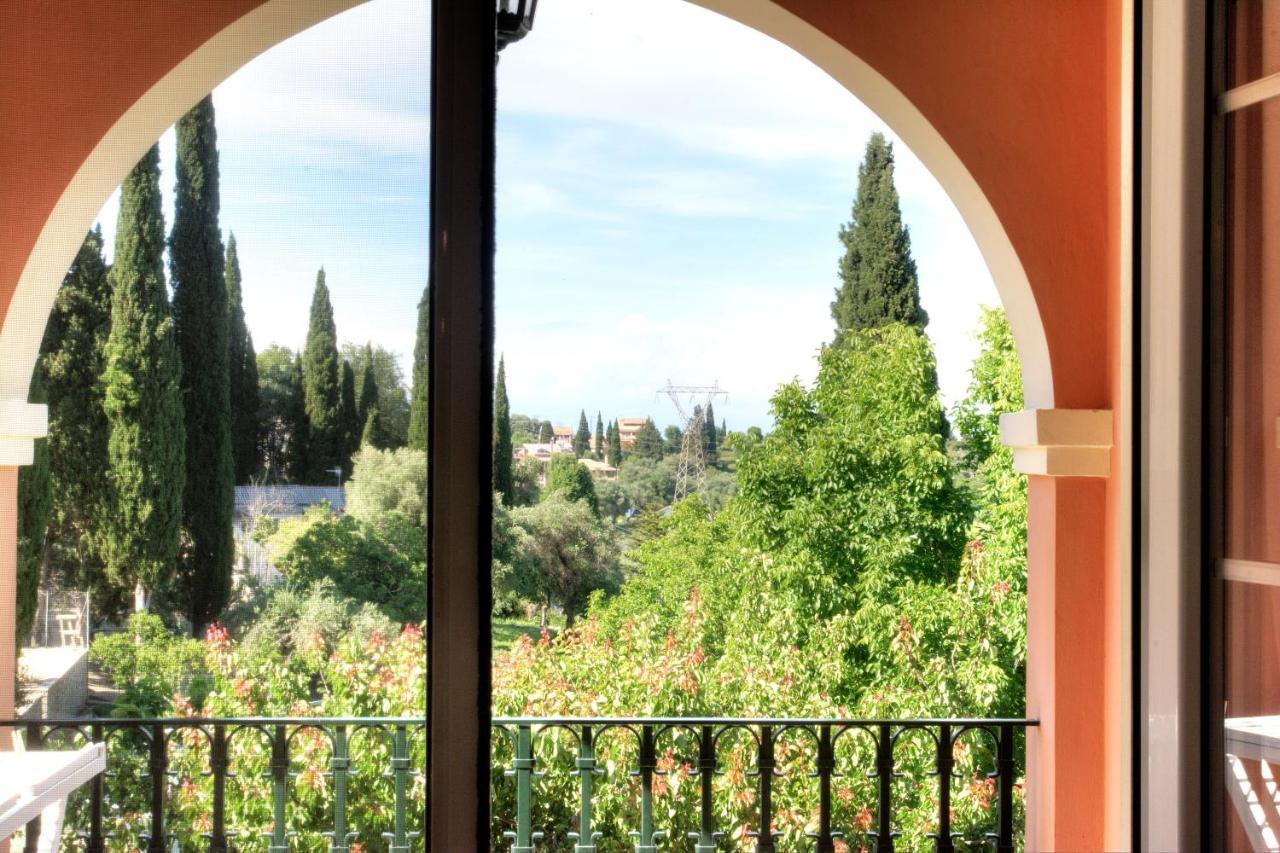 The Red Bougainvillea Appartement